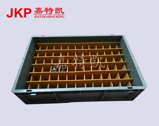 中空闆覆絨布隔闆